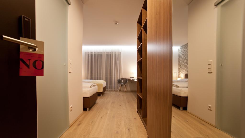 Hotel Wallern Garni Wallern an der Trattnach Bilik gambar